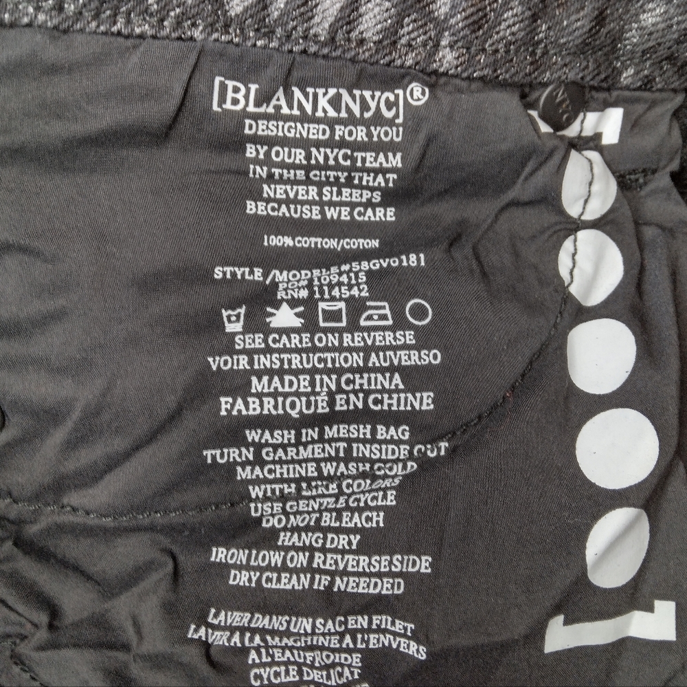 New Blank NYC Python Raw Hem Coated Denim A-line Mini Skirt Size 26 - Picture 9 of 12